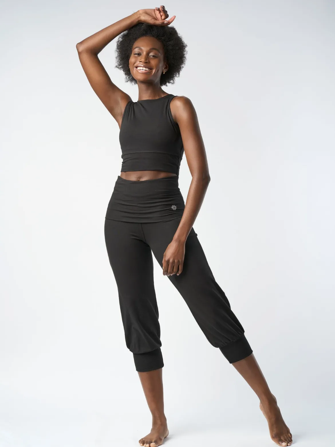 Aspire Cropped Harem Pants - Black