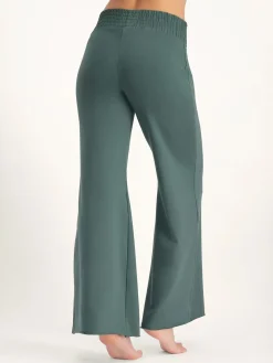 Flow Wide-Leg Yoga Pants - Forest