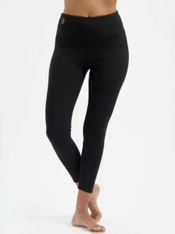 Isara 7/8 Yoga Leggings - Onyx Black
