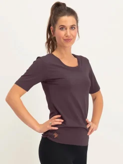 Kami Yoga Tee - Berry