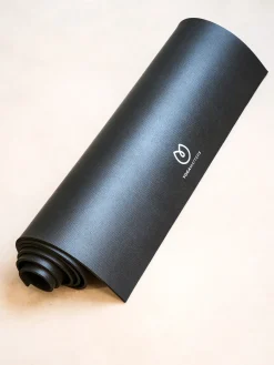 Signature Studio Yoga Mat - Nearly Perfect - Long – Black