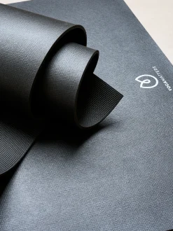 Yogamatters Signature Studio Yoga Mat – Nearly Perfect
